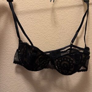 2009 Victoria’s Secret bra and Panties